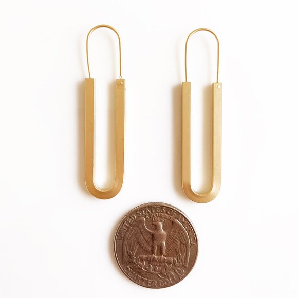 U Shape  Hoop Earrings 14k Gold Plated - Picture 5 of 8